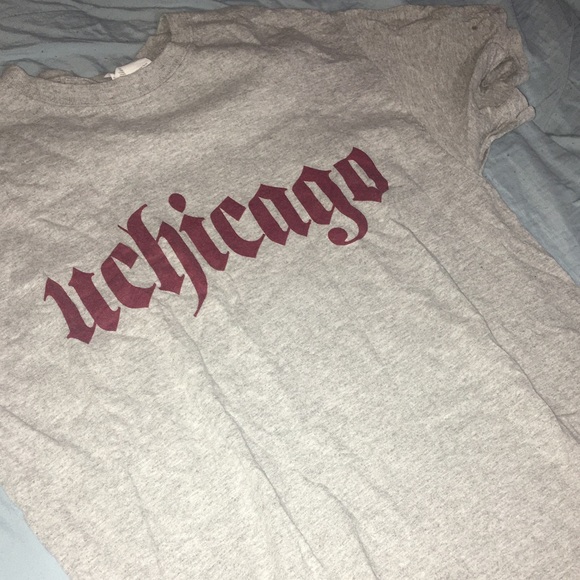 University of Chicago Gray Short- Sleeved T-Shirt - Picture 1 of 5
